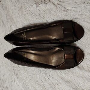 Stuart Weitzman Tourguide Brown Peep Toe Patent Leather Kitten Heels Ribbon 6.5